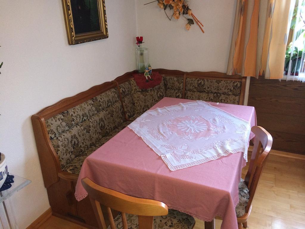 Haus Scholl Bed and Breakfast Nassereith Eksteriør billede